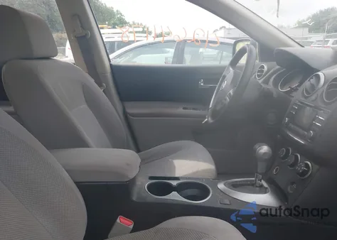 2014 Nissan Rogue Select S z USA, uszkodzony, nr VIN JN8AS5MV8EW203809